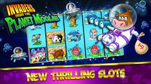 Responsible gaming reminders beside VIP Club entertainment content